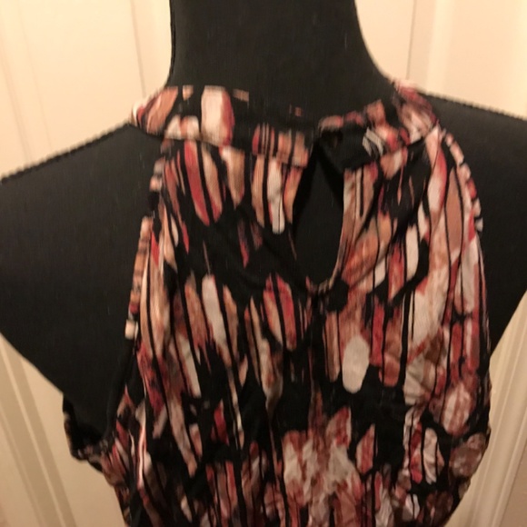 The Limited Black Multi Halter Top Size: 12 (L) - Picture 11 of 12